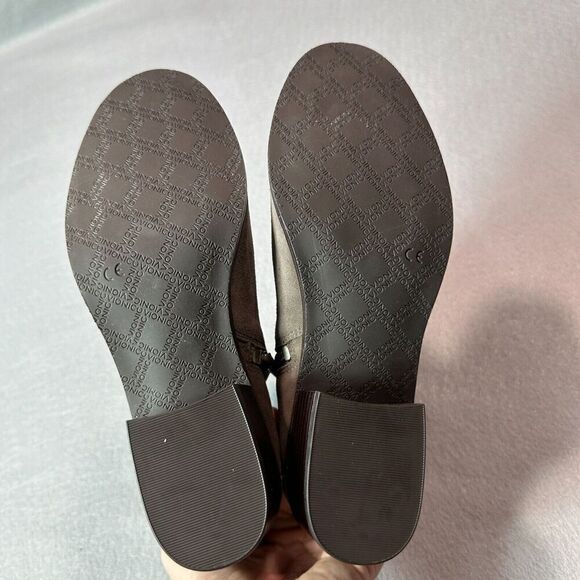Vionic Mana Boots Womens 6.5 Orthaheel Grey‎ Suede Buckle Straps Block Heel - Picture 7 of 7